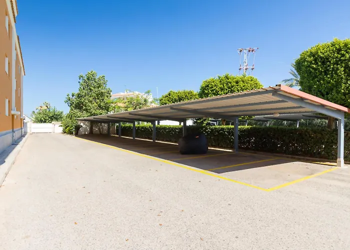 Coastal Living Fully Equipped 200m From The