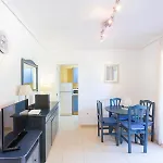 شقة Coastal Living Fully Equipped 200m From The *
